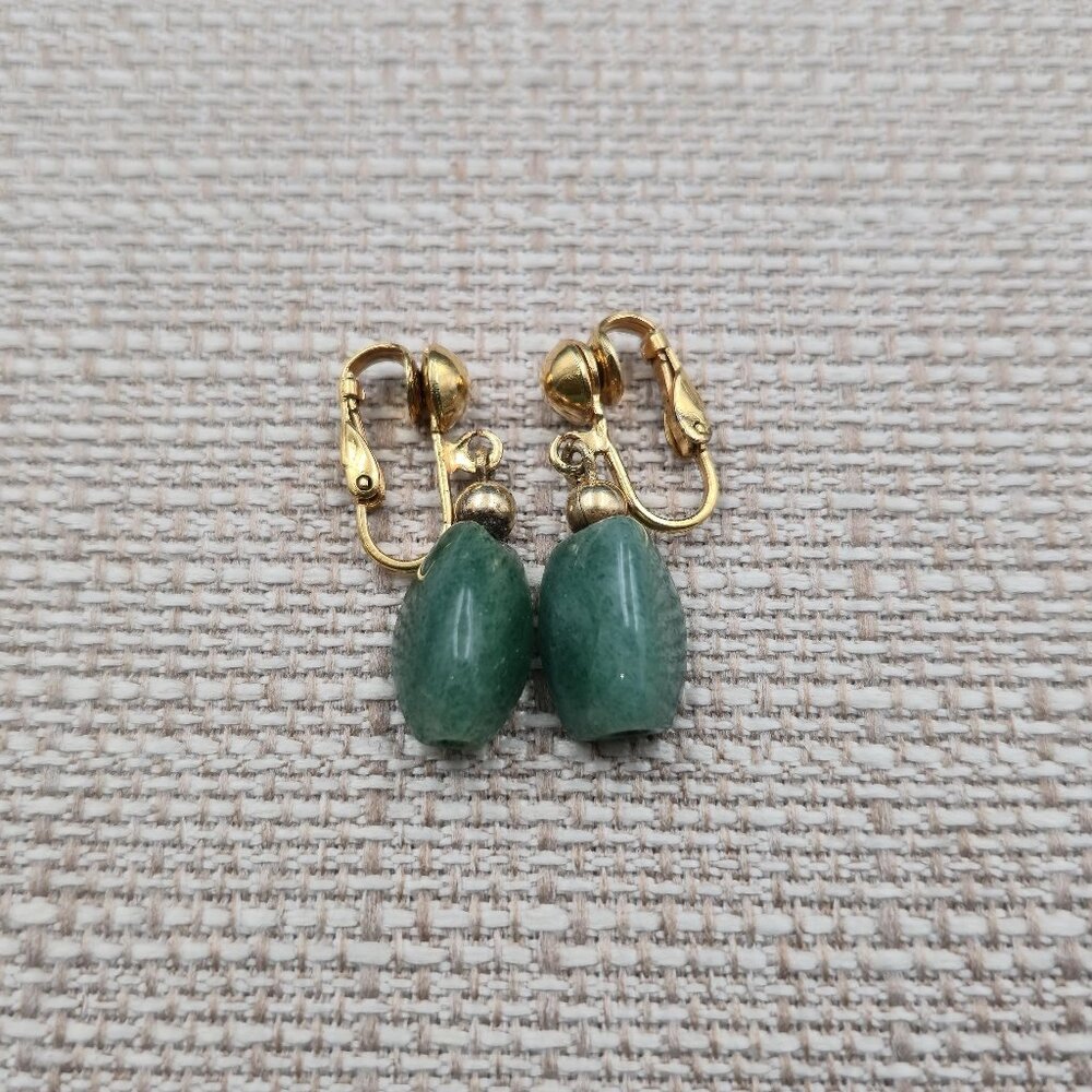 Gold Plated Green Aventurine Stone Clip On Earrings B6569